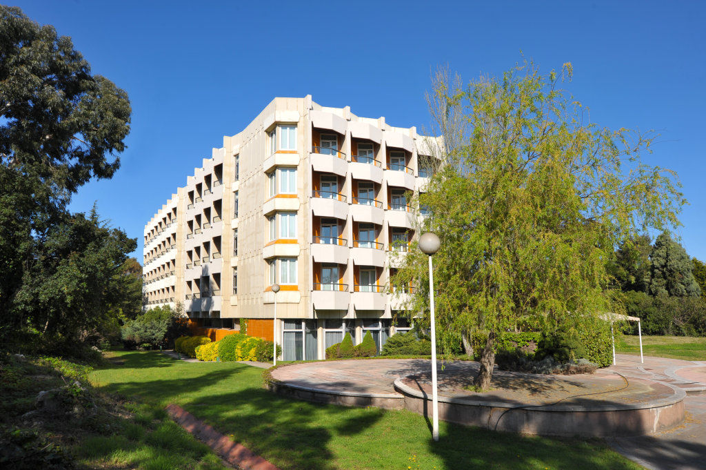 As Bellaterra Hotel Cerdanyola del Valles Bagian luar foto